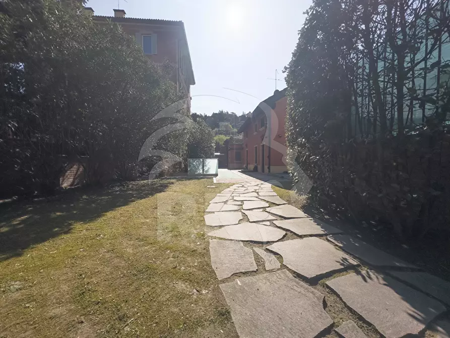 Immagine 30 di Villa in vendita  in Via Dotti 16 a Bologna