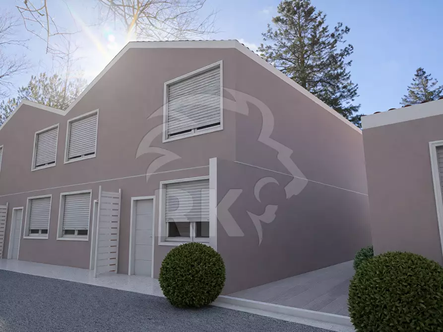 Immagine 2 di Trilocale in vendita  in Via Emilia Ponente 209 a Bologna