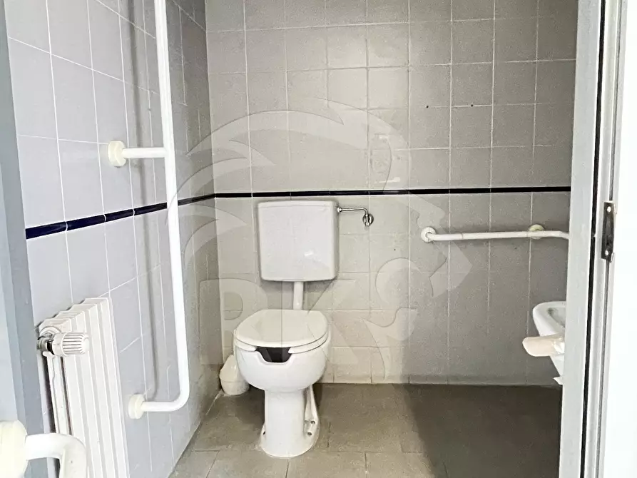 Immagine 3 di Laboratorio in affitto  in via gobetti 52 a Bologna