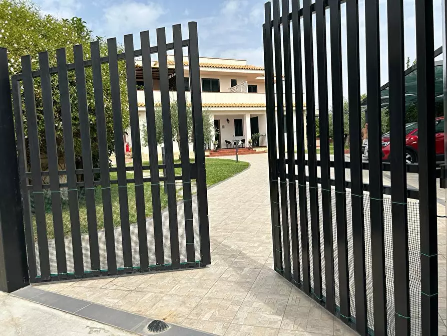 Immagine 28 di Villa in vendita  in lido di noto a Noto