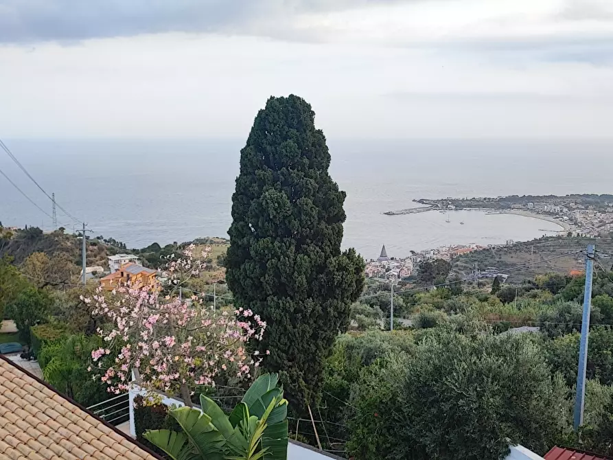 Immagine 46 di Villa in vendita  in SP10 41 a Taormina
