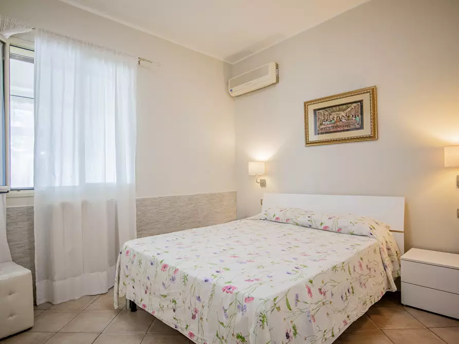 Immagine 14 di Villa in vendita  in VIA FILICUDI 34 a Siracusa