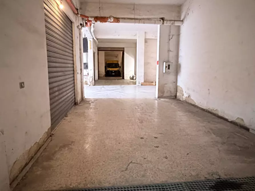Immagine 6 di Garage in vendita  in Viale Scala Greca 159A a Siracusa