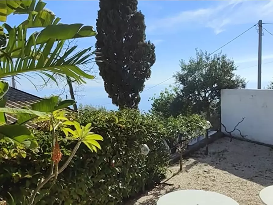 Immagine 33 di Villa in vendita  in SP10 41 a Taormina