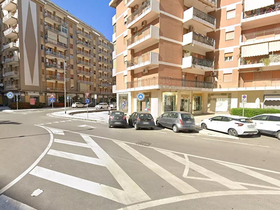 Immagine 16 di Locale commerciale in vendita  a Siracusa