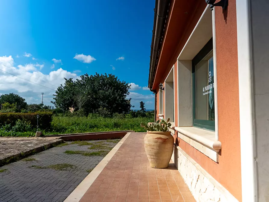 Immagine 75 di Villa in vendita  in Via Priamo 10 a Siracusa