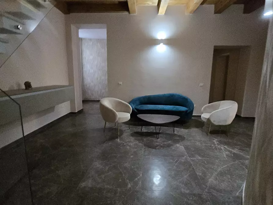 Immagine 15 di Terratetto in vendita  in Piazza Archimede 11 a Siracusa