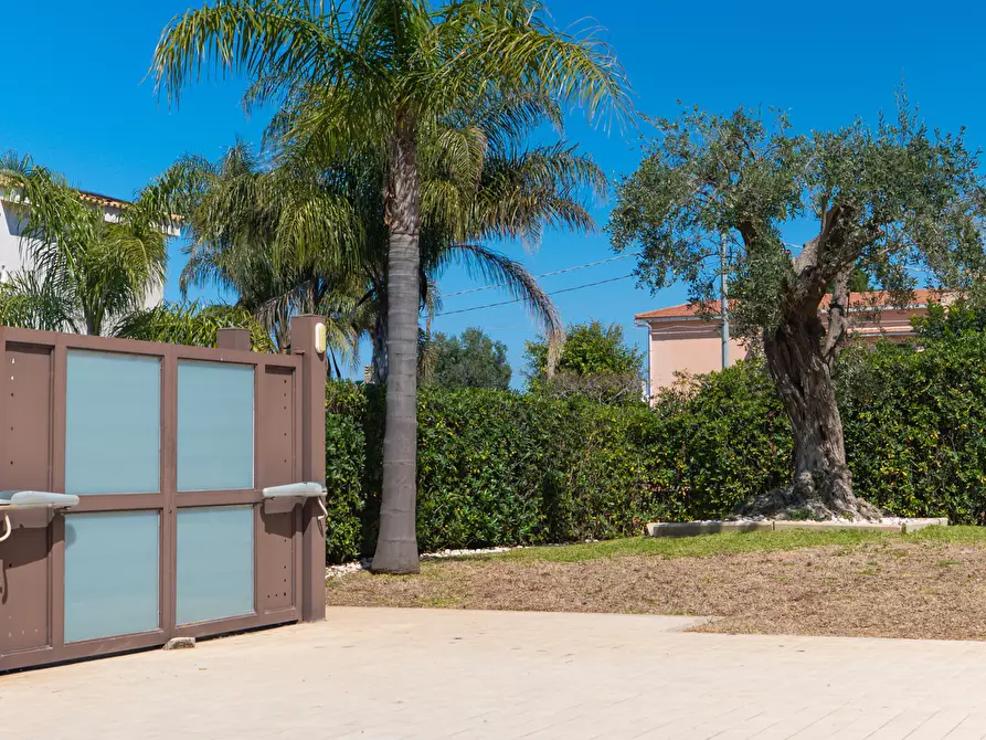 Immagine 53 di Villa in vendita  in Via dell'Airone 3 a Siracusa