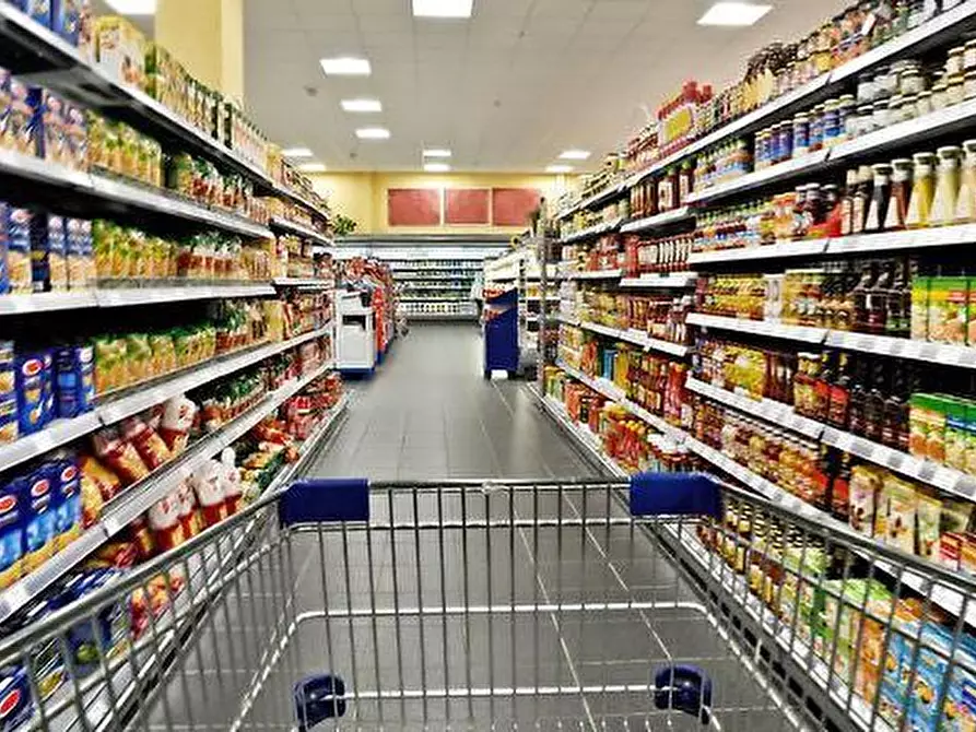 Immagine 2 di Locale commerciale in vendita  in Viale Santa Panagia 232 a Siracusa