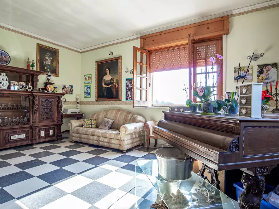 Immagine 10 di Villa in vendita  in Via delle Fornaci a Siracusa