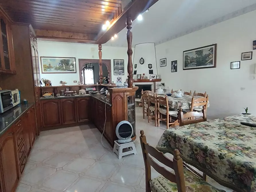 Immagine 26 di Villa in vendita  in Via Stromboli 7 a Siracusa