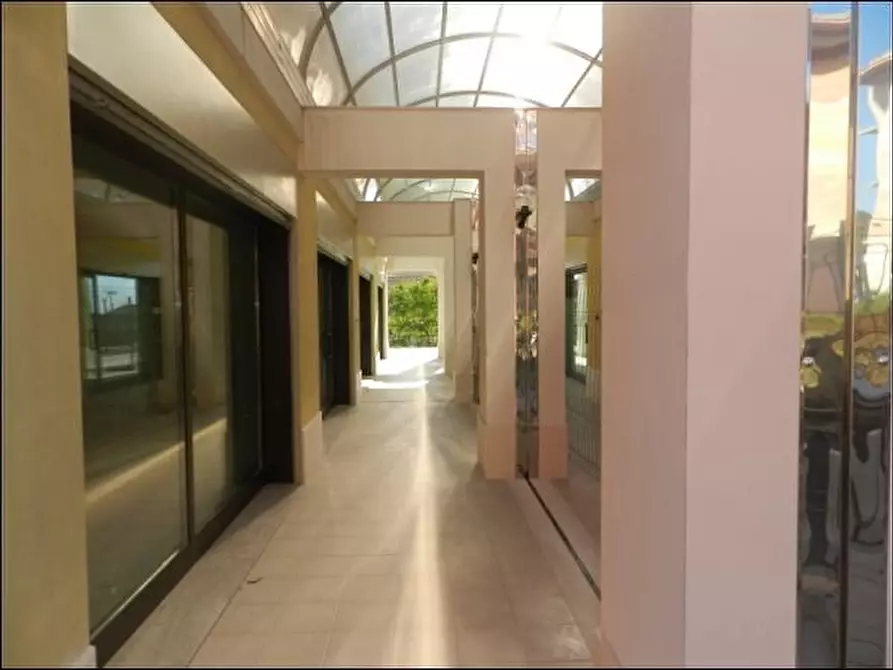 Immagine 16 di Appartamento in vendita  in Via Vittorio Emanuele III 581 a Canicattini Bagni