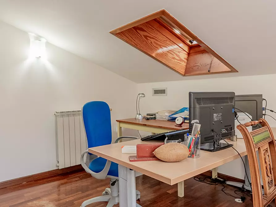 Immagine 38 di Attico in vendita  in viale scala greca a Siracusa