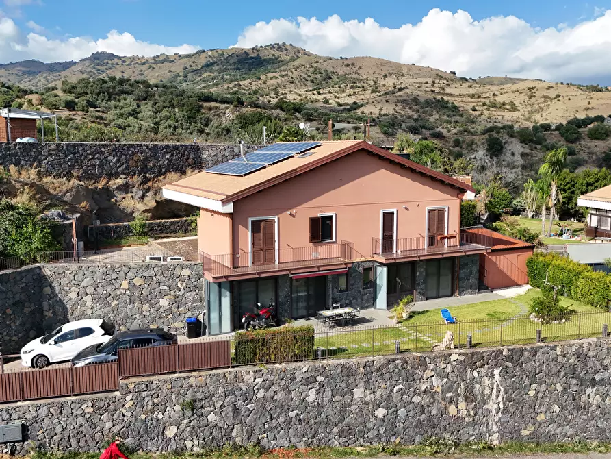 Immagine 126 di Villa in vendita  in Via Vincenzo Bellini 163 a Piedimonte Etneo