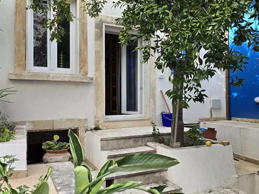 Immagine 29 di Appartamento in vendita  in via santa teresa 3 a Siracusa