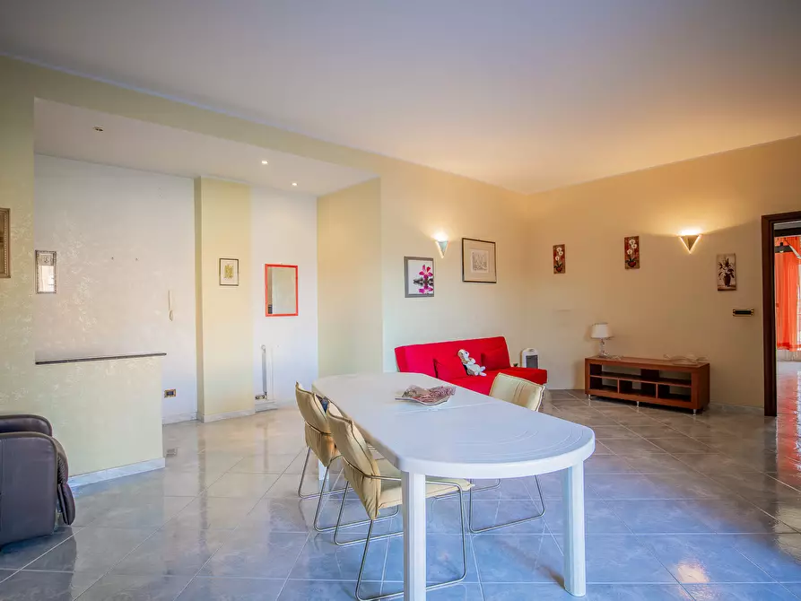 Immagine 3 di Appartamento in vendita  in Via Luigi Vanvitelli 130 a Siracusa