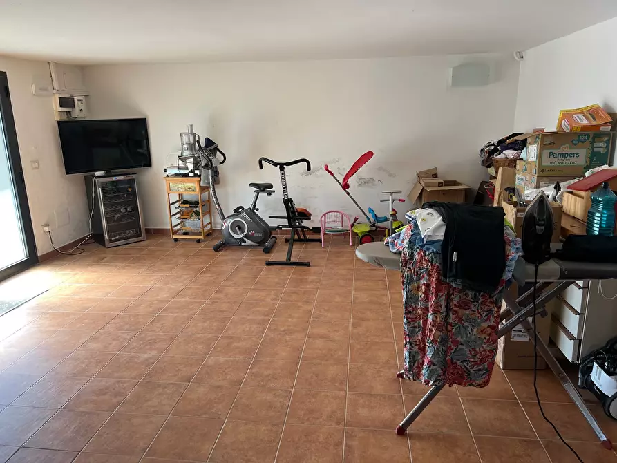 Immagine 4 di Villa in vendita  a Montemurlo