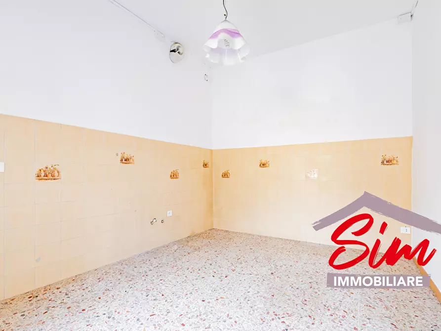 Immagine 19 di Quadrilocale in affitto  in Corso Cavour snc a Trino Vercellese