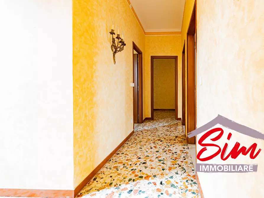 Immagine 5 di Quadrilocale in affitto  in Corso Cavour snc a Trino Vercellese