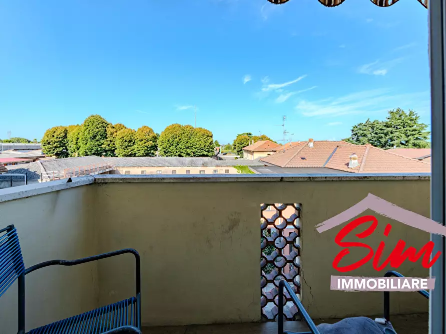 Immagine 5 di Trilocale in vendita  in Via F. Masini 42 a Romentino