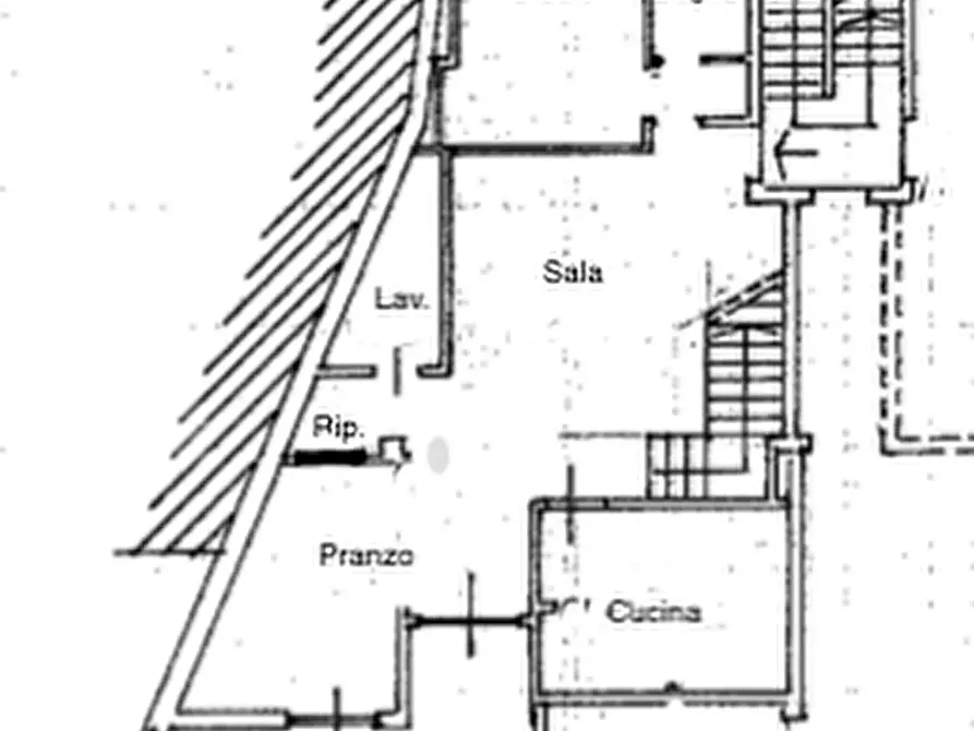 Immagine 28 di Pentalocale in vendita  in Via Agogna sn a Novara