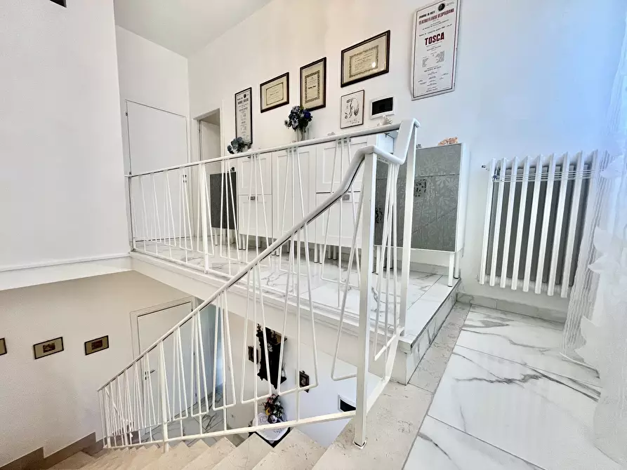 Immagine 14 di Casa bifamiliare in vendita  in SS439 a Buti