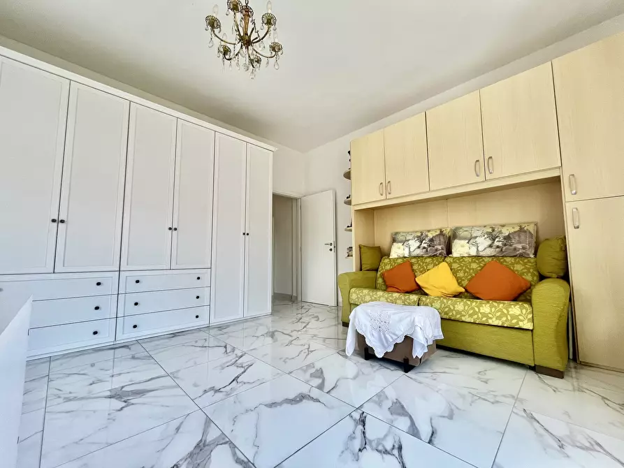 Immagine 25 di Casa bifamiliare in vendita  in SS439 a Buti