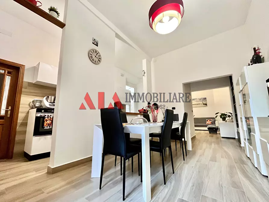 Immagine 9 di Pentalocale in vendita  in Via Indipendenza a Livorno