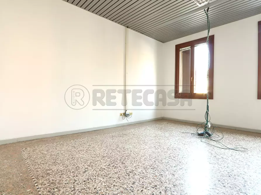 Immagine 12 di Ufficio in affitto  in Corso SS. Felice e Fortunato 3 a Vicenza
