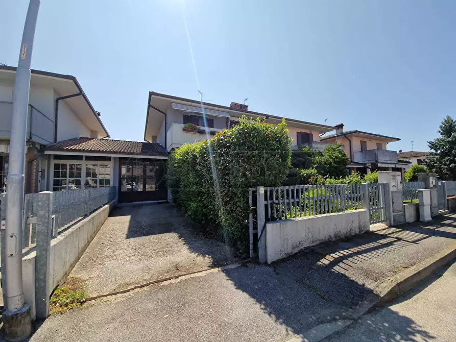Immagine 25 di Villetta a schiera in vendita  in Via Boldori Attilio a Olmeneta