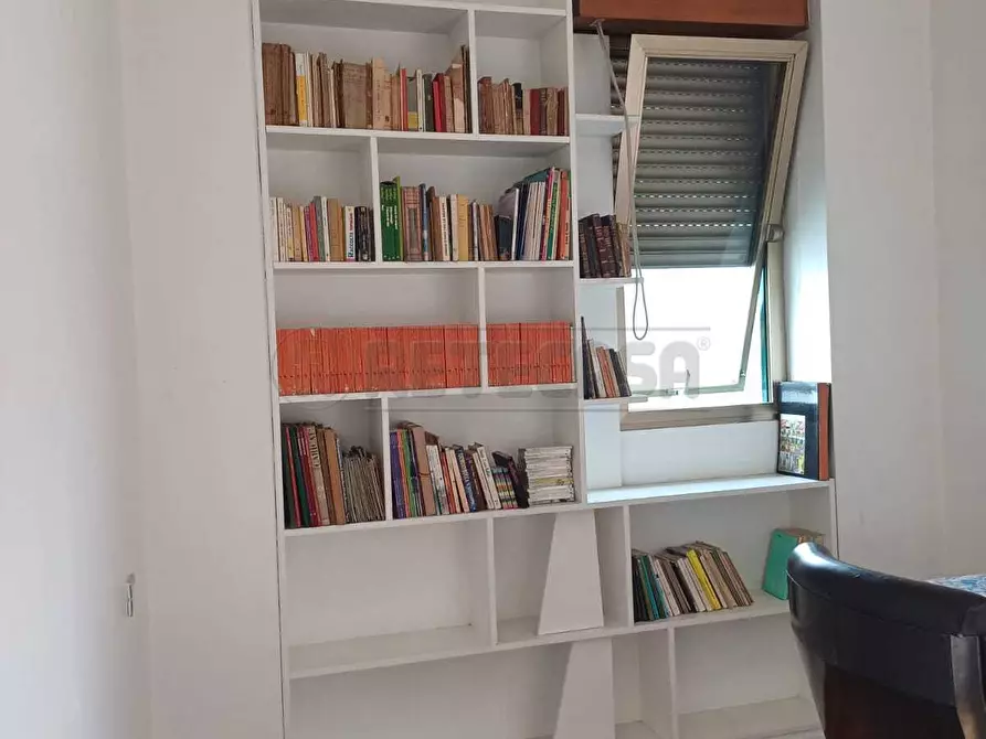 Immagine 12 di Pentalocale in vendita  in Via Pietro del Pezzo 87 a Salerno