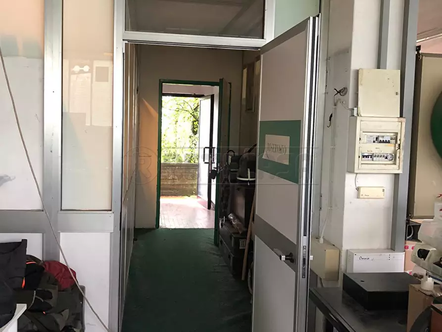Immagine 4 di Attività artigianale in affitto  a Sorisole