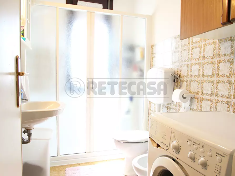 Immagine 17 di Bilocale in vendita  in via einaudi a Vicenza