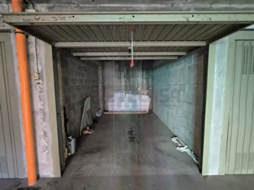 Immagine 5 di Garage in vendita  in Via Dante Ruffini a Cremona