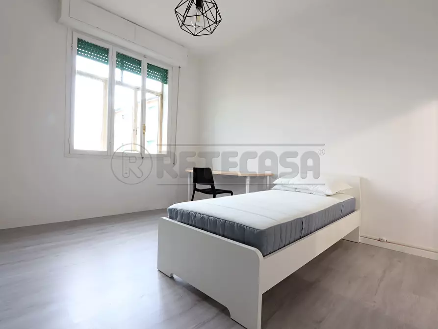 Immagine 9 di Stanza singola in affitto  in Via dei Mille a Vicenza