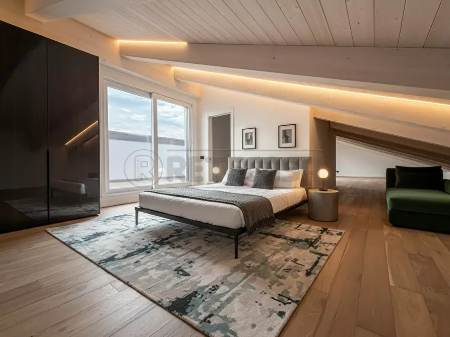 Immagine 32 di Appartamento in vendita  in Via F. Magellano a Creazzo