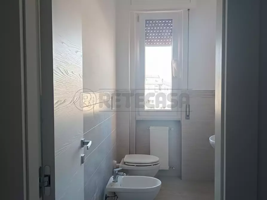 Immagine 15 di Trilocale in vendita  in Via Dante a Cremona