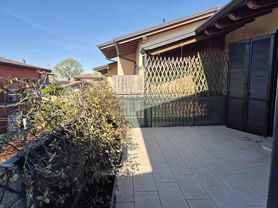 Immagine 1 di Trilocale in affitto  a Cavernago