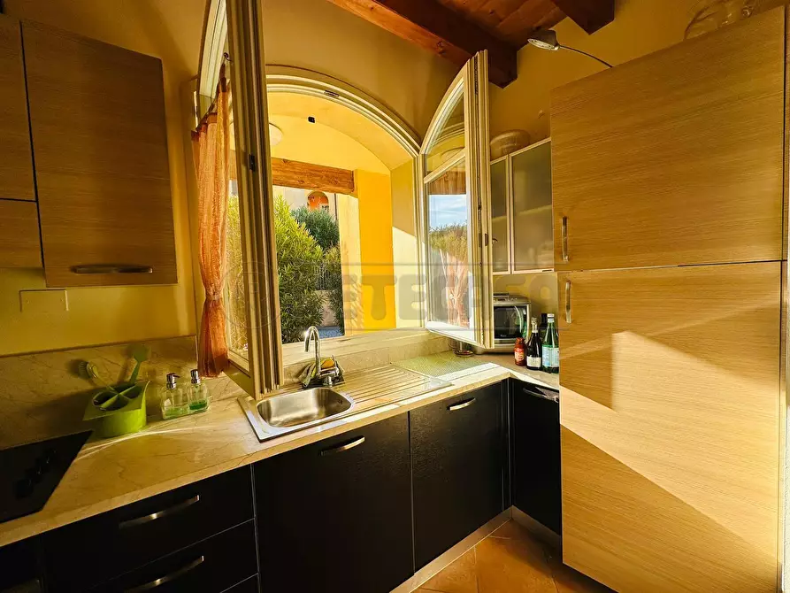 Immagine 12 di Appartamento in affitto  in Via del torchio a Manerba Del Garda