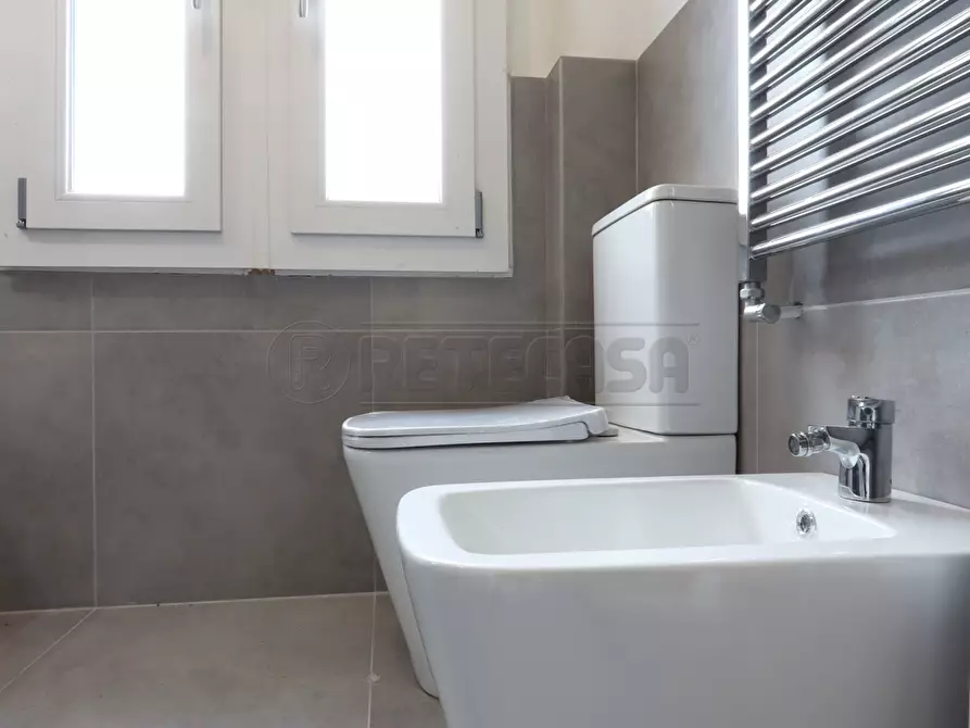 Immagine 21 di Stanza singola in affitto  in corso Padova a Vicenza