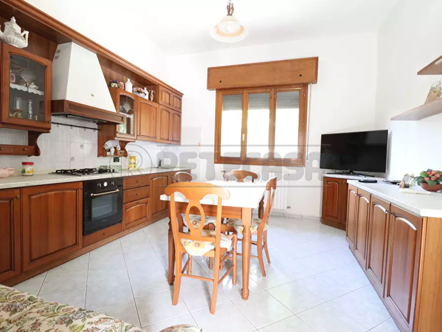 Immagine 1 di Trilocale in vendita  in Via G. Bruno 23A a Bondeno