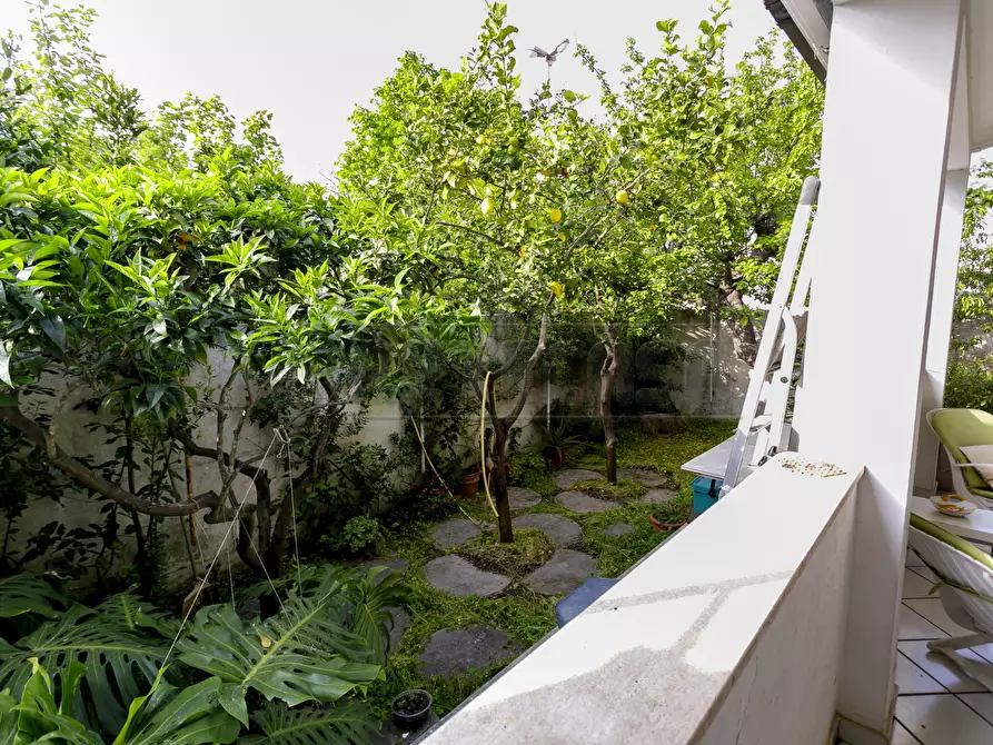 Immagine 34 di Villetta a schiera in vendita  in Via Angelo Antonio Fumarola 4 a Nardo'