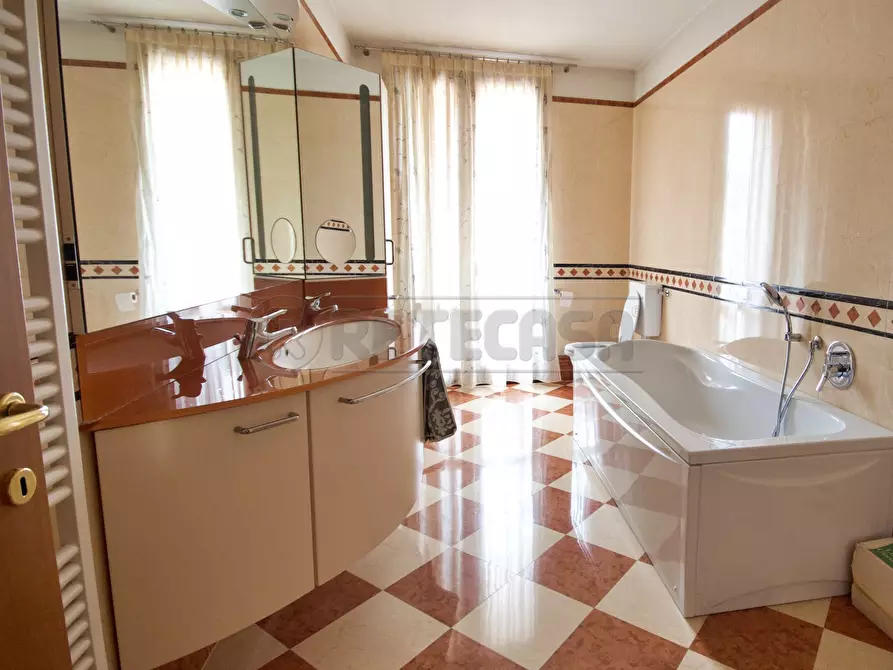 Immagine 5 di Porzione di casa in vendita  a Arzignano