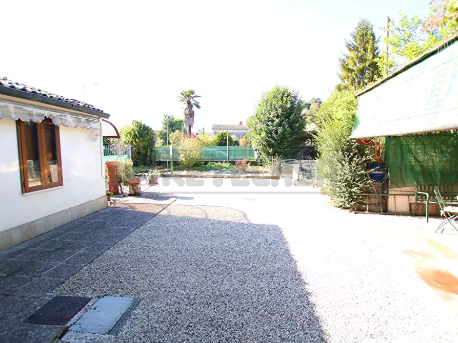 Immagine 25 di Porzione di casa in vendita  in strada del tormeno a Vicenza