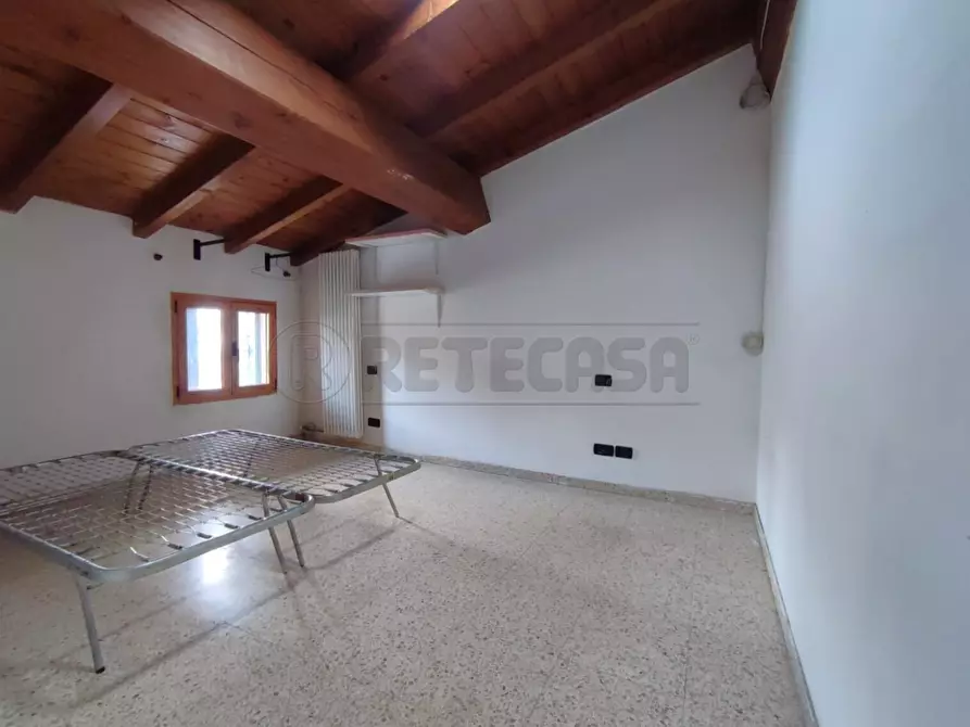 Immagine 5 di Appartamento in vendita  in Via Canova 6 a Gambellara