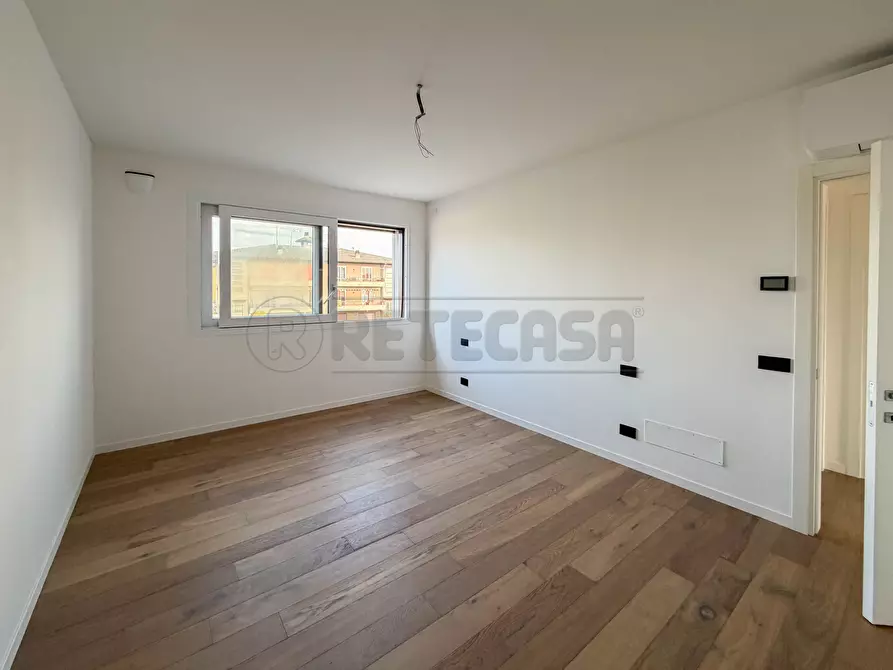 Immagine 11 di Appartamento in vendita  in Via F. Magellano a Creazzo