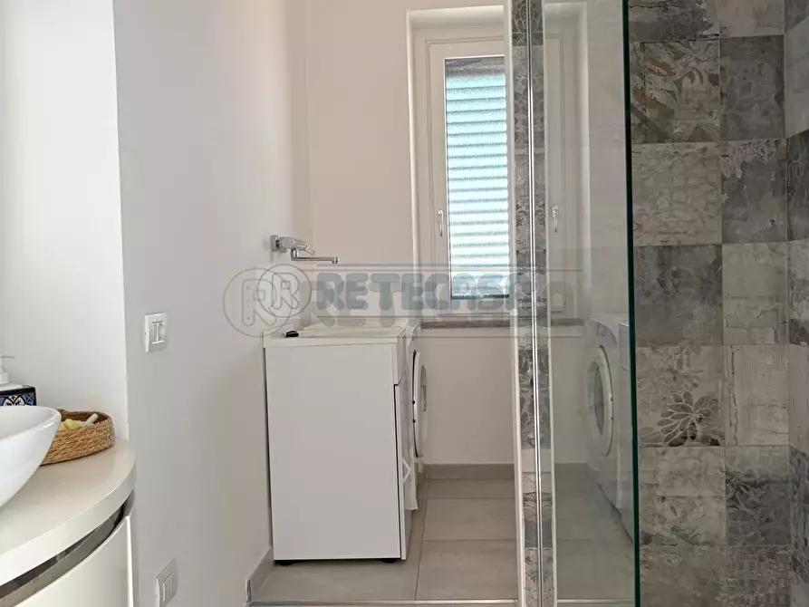 Immagine 9 di Attico in vendita  in Via Gennaro Tescione a Caserta