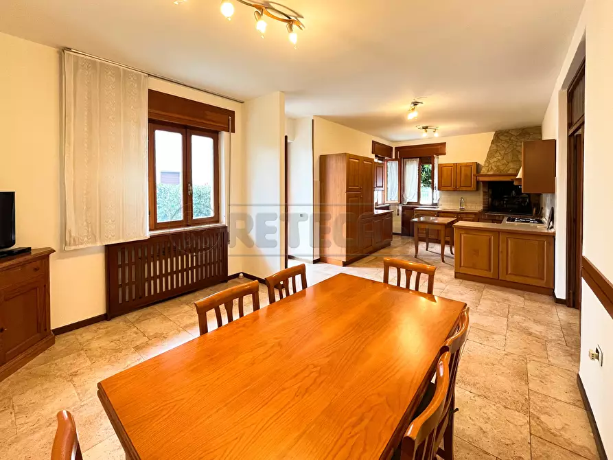 Immagine 1 di Bilocale in affitto  in Via T. Dal Molin a Creazzo