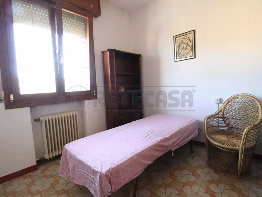 Immagine 23 di Trilocale in vendita  in Via Alcide de Gasperi 7 a Bondeno