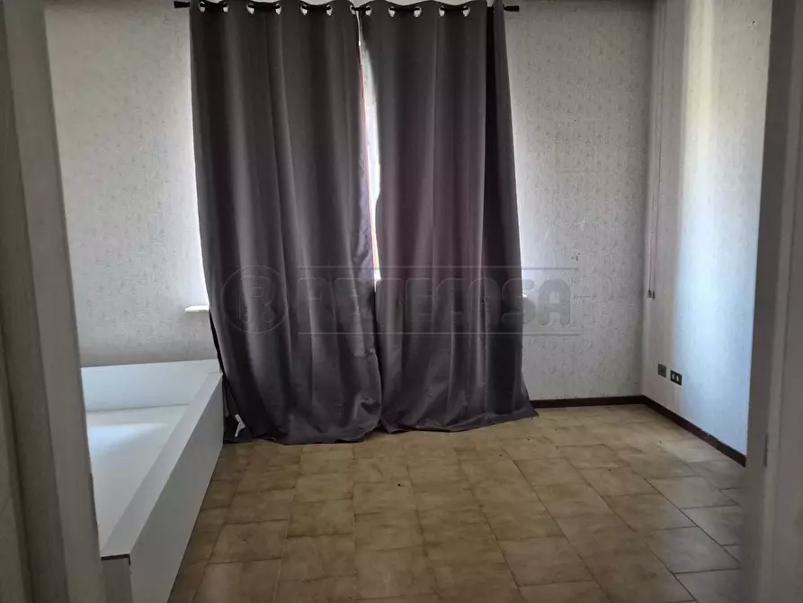 Immagine 20 di Trilocale in vendita  a Curno